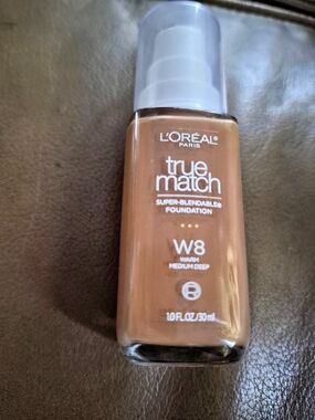 L'Oréal Paris True Match Super-Blendable Foundation W8 Warm Medium Deep